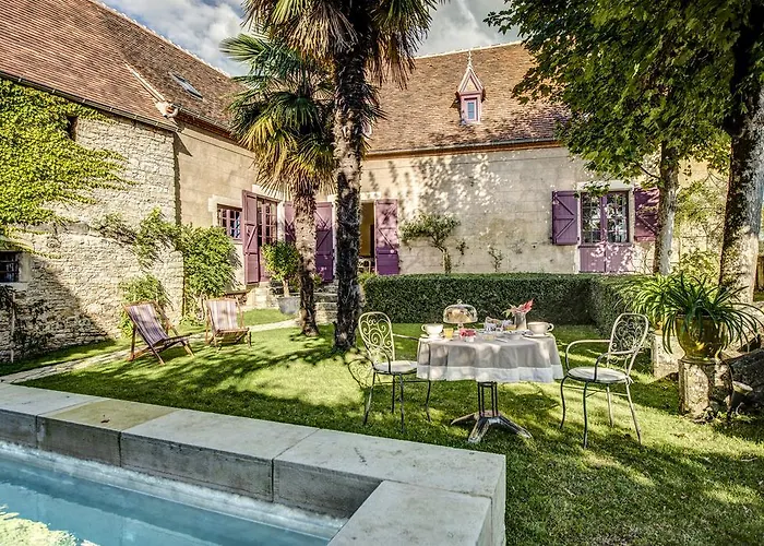 La Devinie Oda ve Kahvaltı 3*