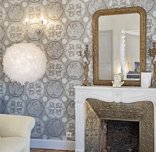 Oda ve Kahvaltı La Devinie 3*